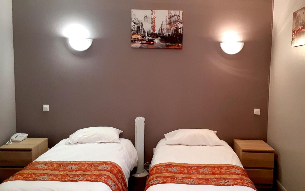 Logis Hotel Le Val De Vence Launois-sur-Vence Exterior foto